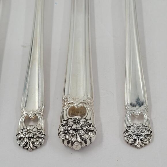 Rogers Brothers Silverplate Eternally Yours Coquette 5 Piece Setting 1-8 - Picture 8 of 10